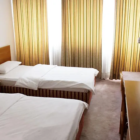 Hotel Grand 3*