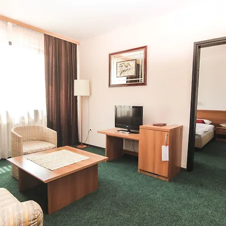 Grand Hotel 4*