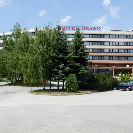 Grand Hotel