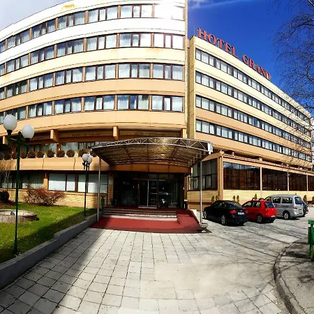 Grand Hotel